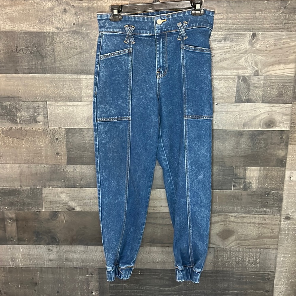 Forever 21 Balloon Blue Jeans